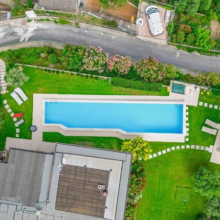 Villa Piscina Panoramica - La Casa Volante Soiano Del Lago Exterior foto