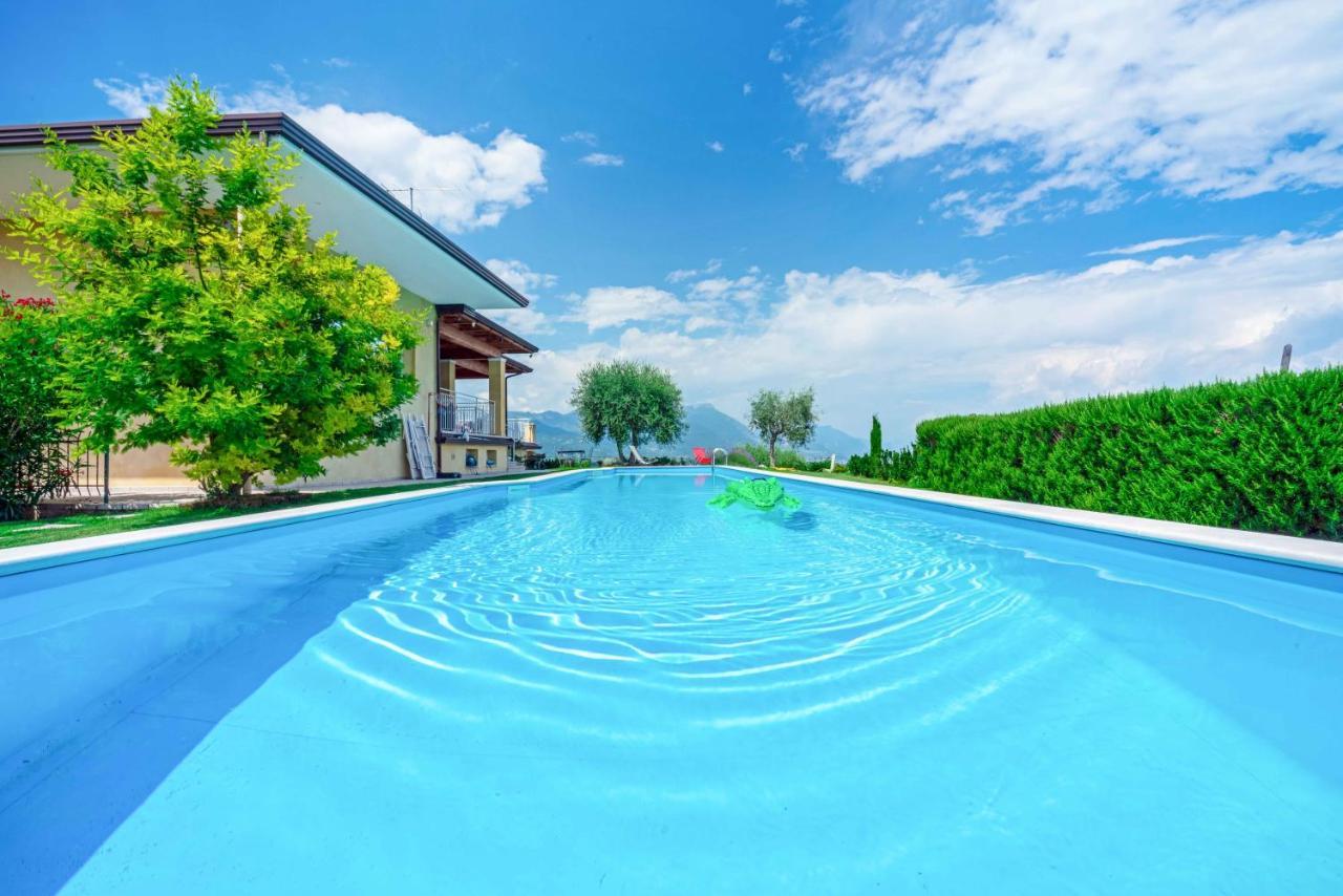 Villa Piscina Panoramica - La Casa Volante Soiano Del Lago Exterior foto