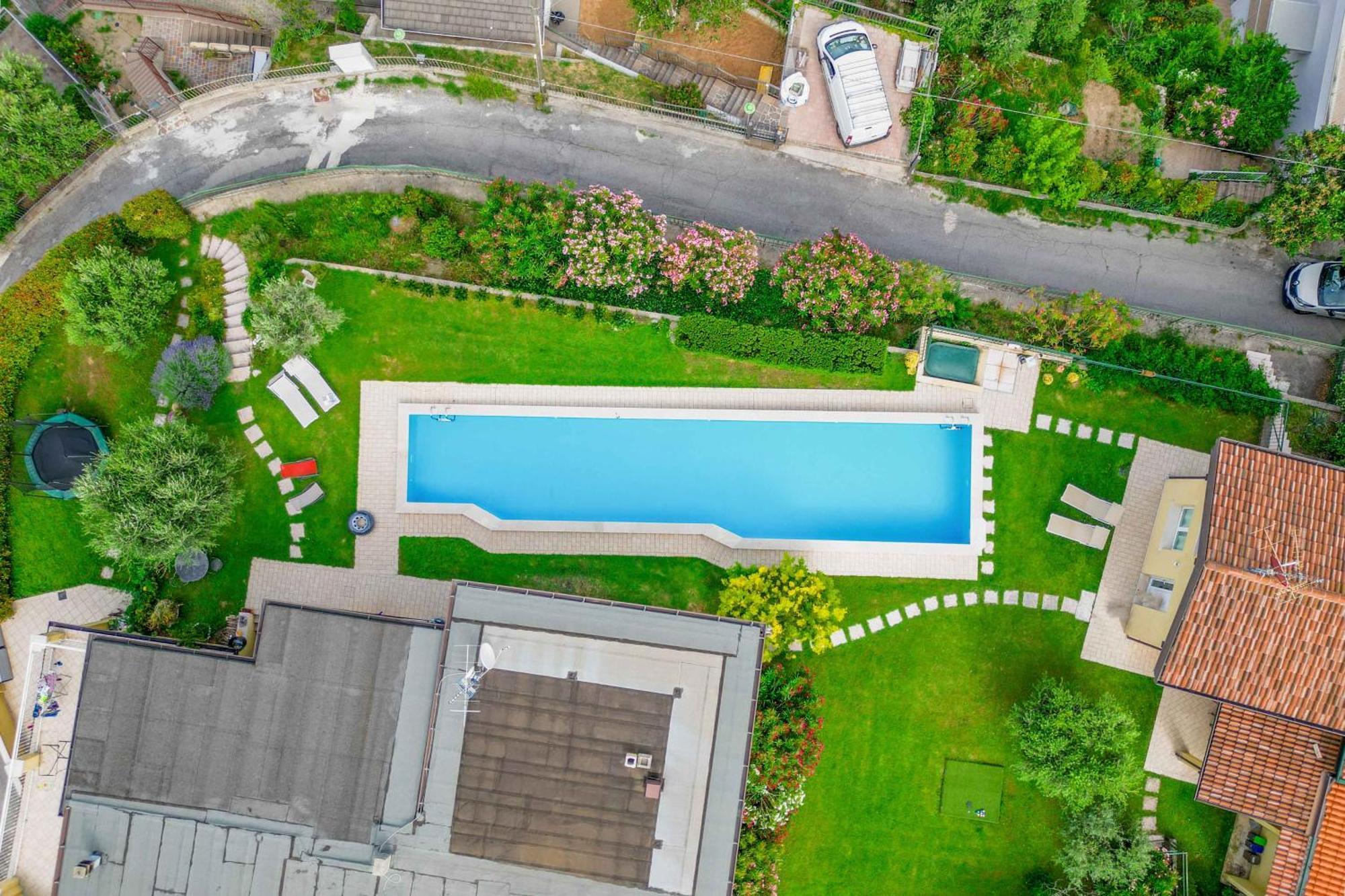Villa Piscina Panoramica - La Casa Volante Soiano Del Lago Exterior foto